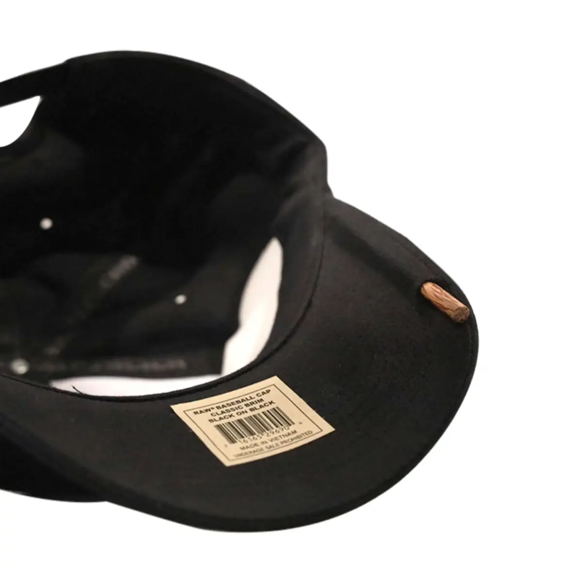 raw-acc-cap-black-3.webp